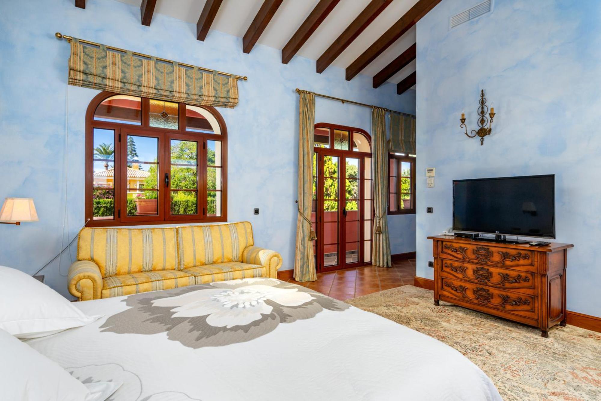 Luxury In Guadalmina *